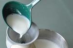 Jak vyrobit lahodný hustý jogurt